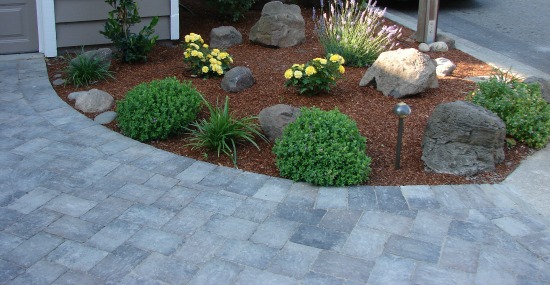 Driveway Pavers and Front Yard Landscaping