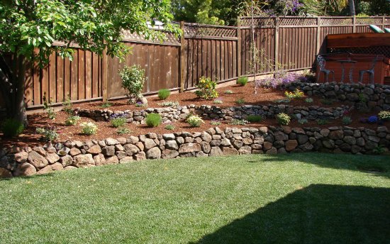Lawn with Terraced Retaining Wall 