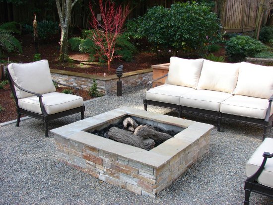 Outdoor Fire Pit with Seating 