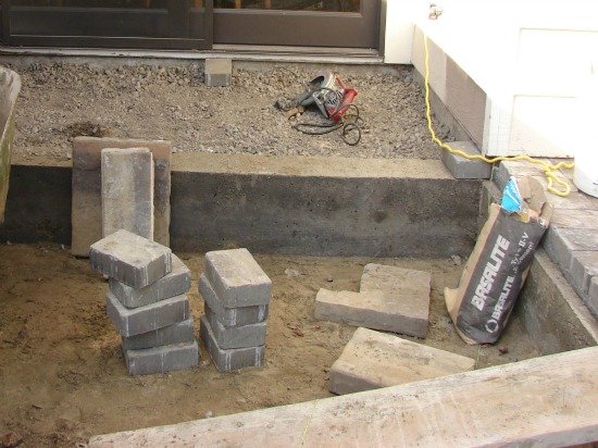 Installing Paver Walkway